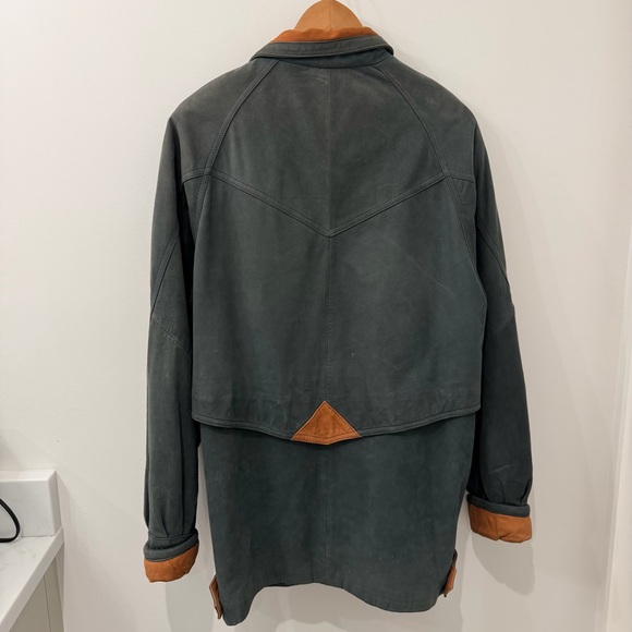 Vintage Women’s 100% Leather Jacket Oversized 90s Coat - Picture 3 of 10